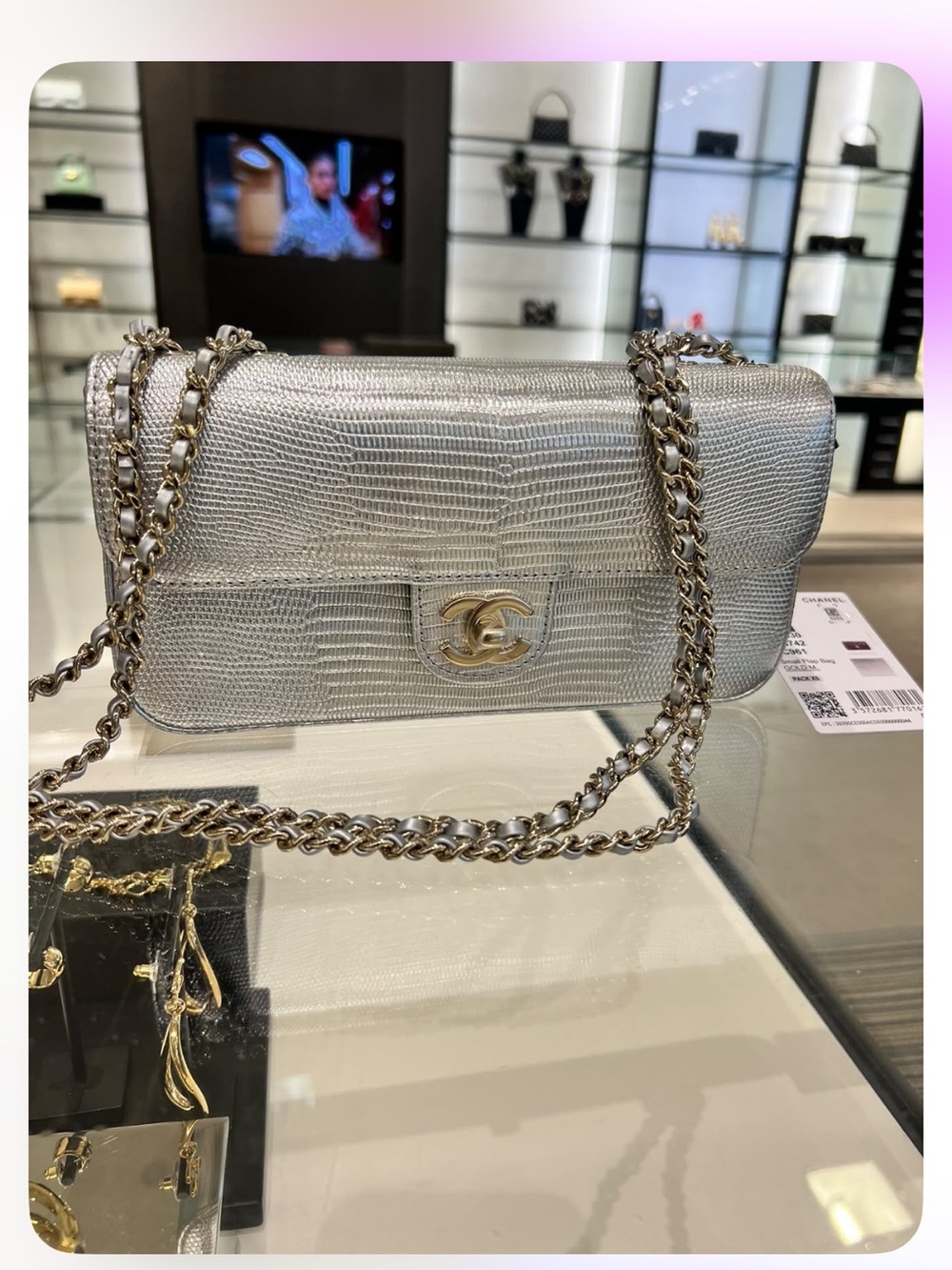 CHANEL FLAP BAG